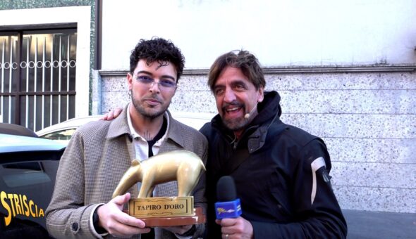 Stasera a Striscia, Tapiro d'oro a Stash vittima di un furto di orologi in centro a Milano. «Il KARMA gira»