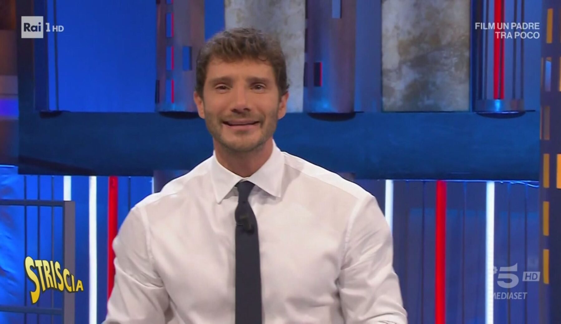 Affari Tuoi: con De Martino vincite pilotate secondo il budget e contro la concorrenza. Questa sera nuova documentazione a Striscia la notizia