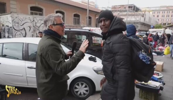Stasera a Striscia: attimi di terrore per Jimmy Ghione e il suo cameraman, aggrediti nei pressi del mercato Esquilino di Roma