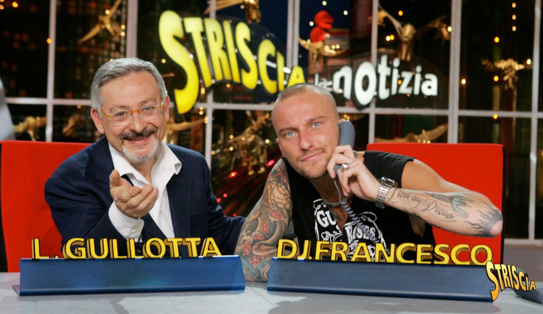 Leo Gullotta, tanti auguri al poliedrico attore e comico che condusse Striscia con DJ Francesco nel 2005