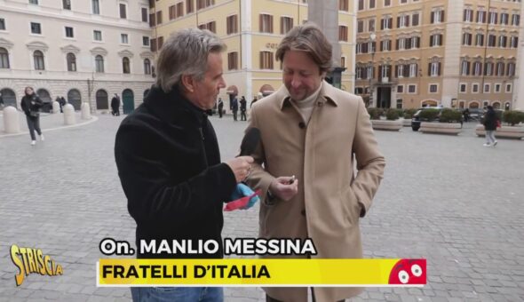 Stasera a Striscia: Jimmy Ghione pizzica Manlio Messina a gettare un mozzicone di sigaretta in una fioriera
