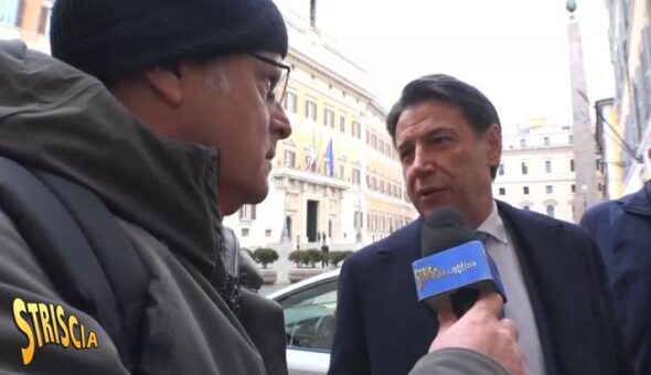 Esclusiva Striscia: Giuseppe Conte su Zelensky ai microfoni di Enrico Lucci