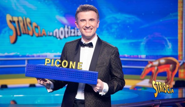 Buon compleanno Picone! Il nostro poliedrico Valentino: conduttore di Striscia, sceneggiatore, regista e “garibaldino disertore”