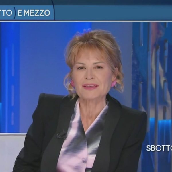 “Sbotto e mezzo”: i nostri politici litigano con l’inglese