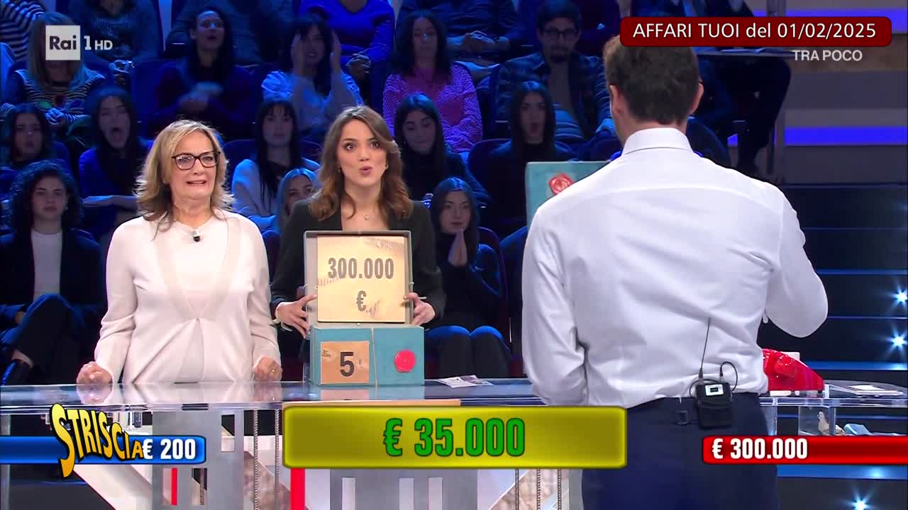 Affari Tuoi: numeri fortunati chiesti in fase di provino per pilotare la puntata. Ecco altri casi eclatanti