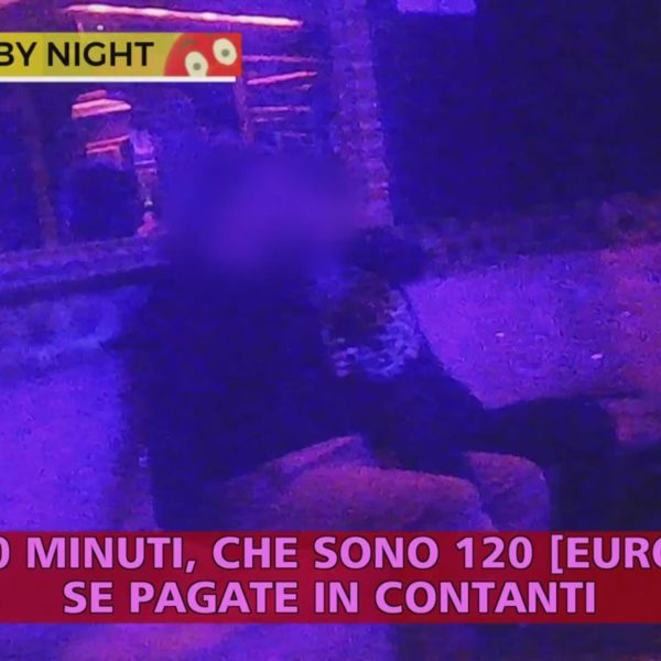 Brumotti e il night club “associazione culturale” in cui le ragazze si fanno toccare