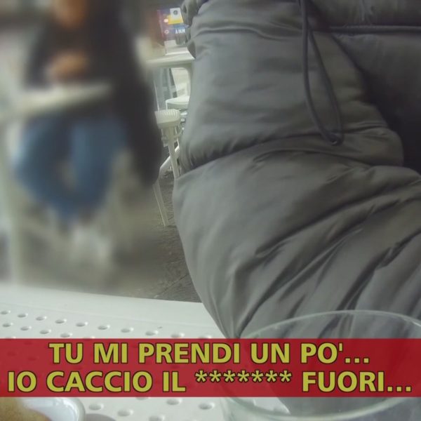 Soldi e false promesse di lavoro in cambio di sesso