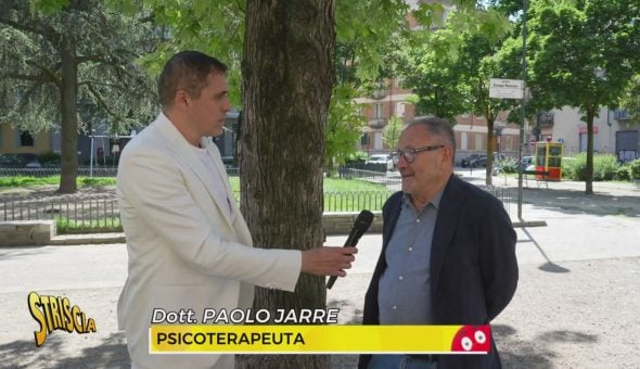 Anche lo psicoterapeuta Paolo Jarre mette in guardia sulla pericolosa connessione tra Affari Tuoi e ludopatia