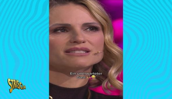 Michelle Hunziker ingoia una mosca in diretta tv: la clip tedesca è virale