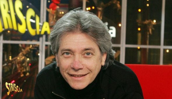 Tanti auguri a Nino D’Angelo, il “caschetto biondo” è ancora la voce di Napoli