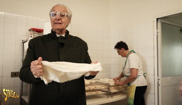 Stasera a Striscia Davide Rampello e la Roccaverano Dop nella rubrica 