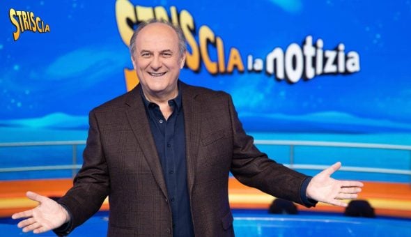 Auguri al grande Gerry Scotti, lo “zio” più amato d’Italia