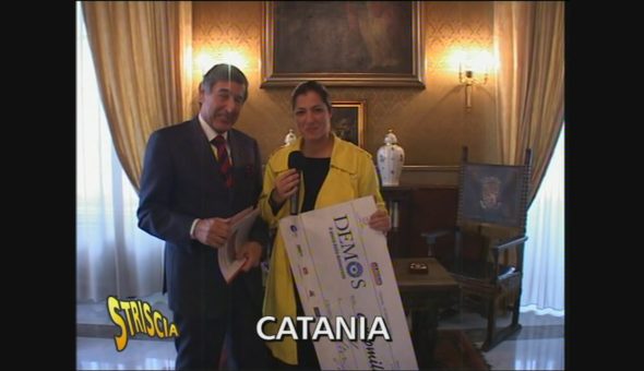 Catania, Stefania Petyx va a scuola