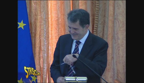 Prodi soffia il naso