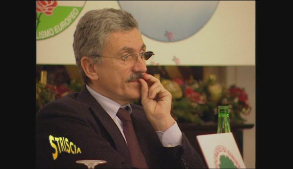 Baffino si strappa i baffi