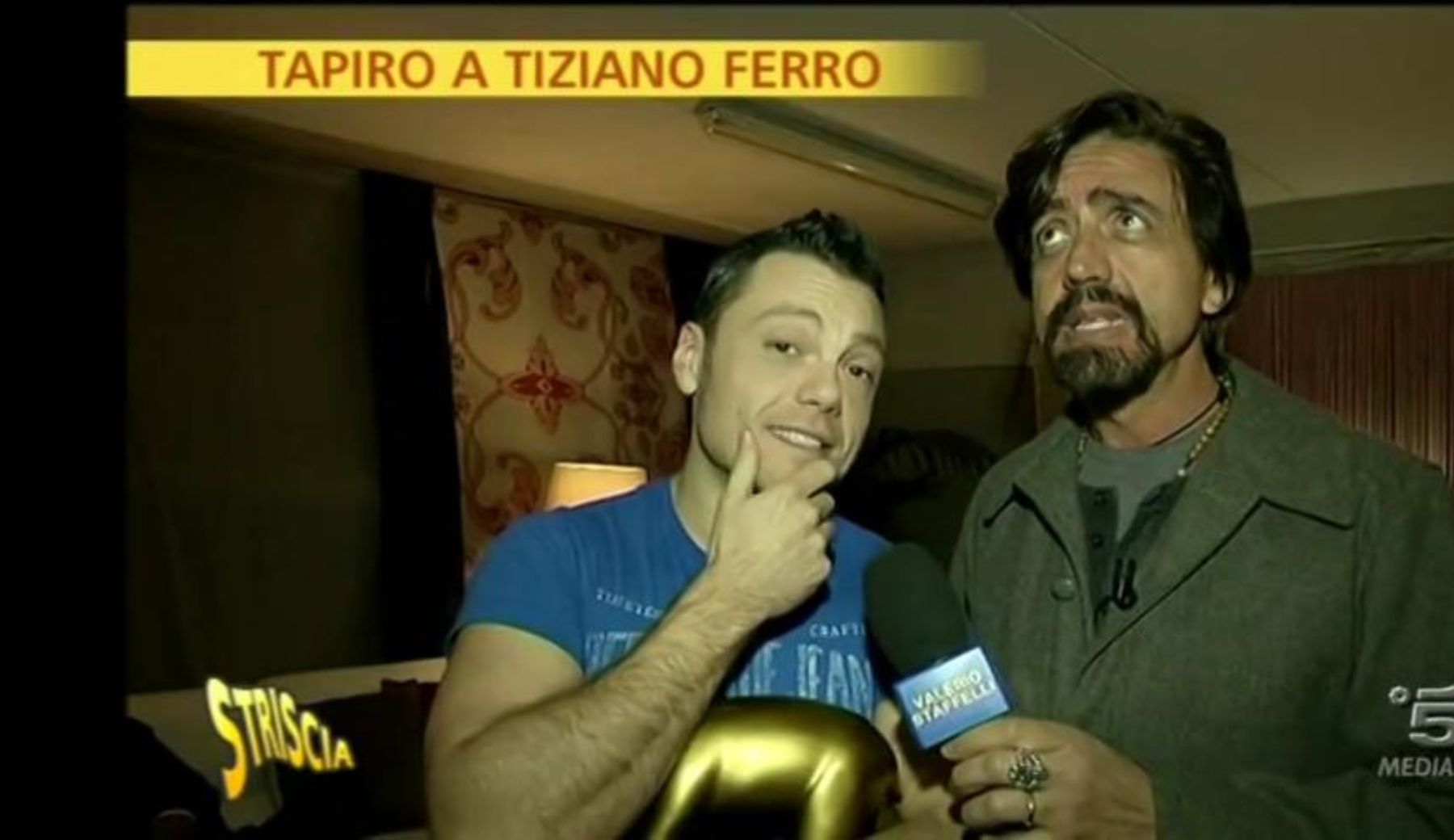 Tiziano Ferro torna con il “Cuore Rotto”: vi ricordate di quando definì Fedez un bullo e del Tapiro per un tour pieno di sorprese?