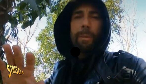 Trap, droga e armi: il frontman della band 167 Gang arrestato a Varese con altri 18. Epicentro del giro il bosco di Malnate, dove Brumotti scoprì un take away della droga
