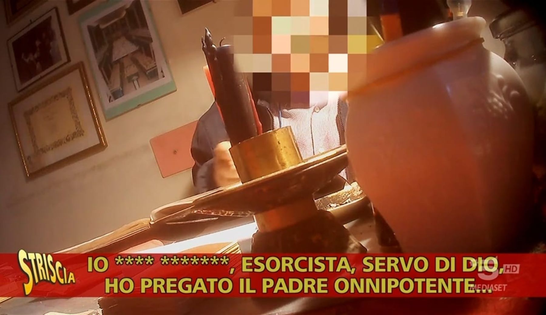 Maghi, cartomanti e truffe: i sensitivi furbetti smascherati da Striscia