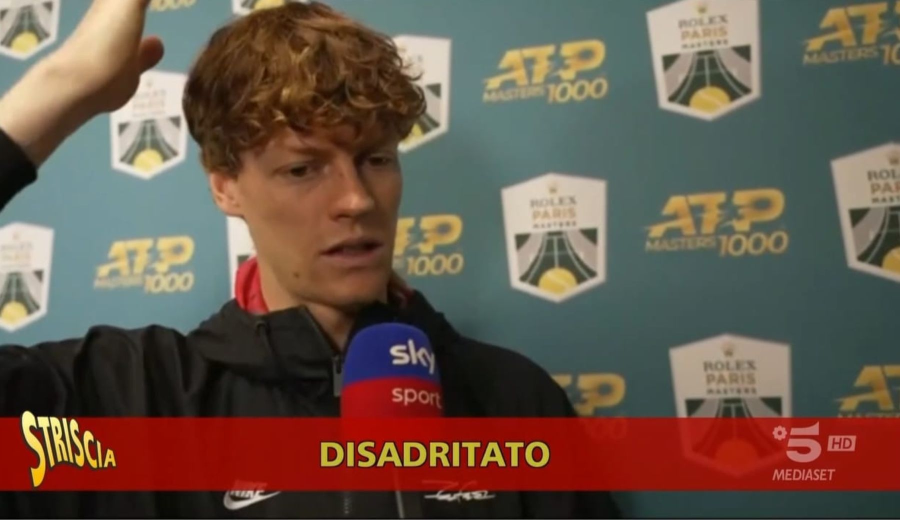 Sinner è italiano! Solo che a volte zoppica con la lingua