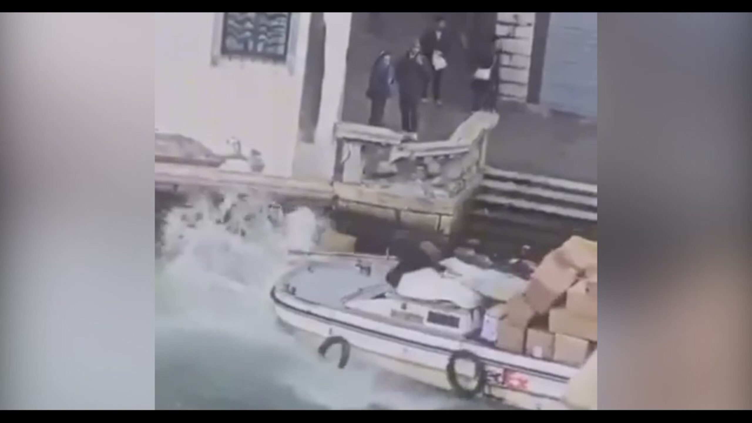 Venezia, borseggio 2.0: il furto col botto