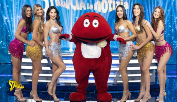 Arriva “Dazi”, la nuova sigla di Striscia che si fa beffe della politica di Trump