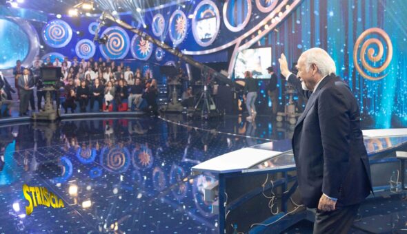 Ricci: “Striscia è irripetibile. È un bene della nazione”