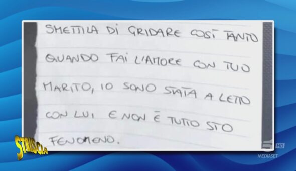 Militello commenta in studio i cartelli più comici