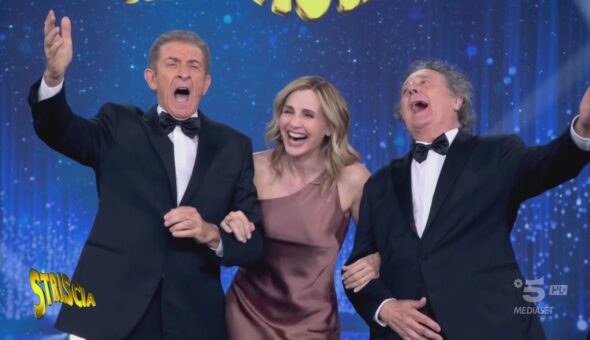 Lorella Cuccarini canta 