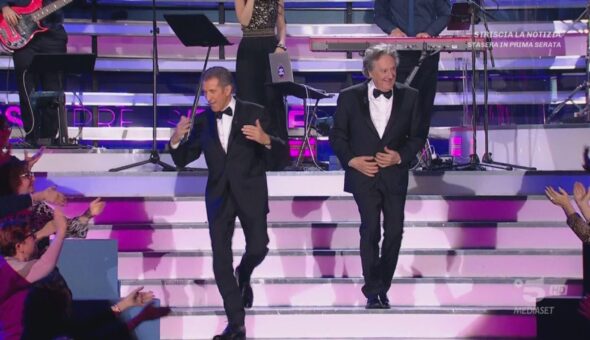 Ezio Greggio ed Enzo Iacchetti a sorpresa da Gerry Scotti a La Ruota della Fortuna