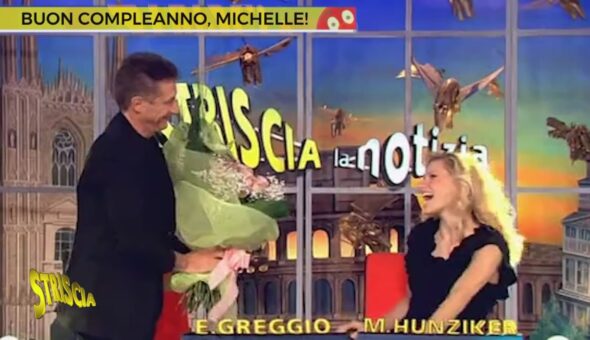 Dalla Svizzera al bancone di Striscia: buon compleanno a Michelle Hunziker