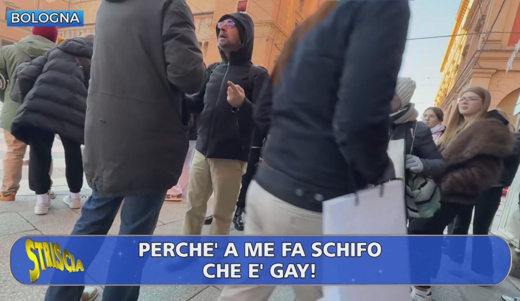 «A me fa schifo che è gay». Nuovo esperimento sociale di Staffelli: l’anticipazione
