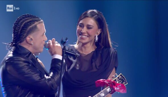 Belén sul palco di Sanremo: brilla come la sua bacheca da record di Tapiri d’oro