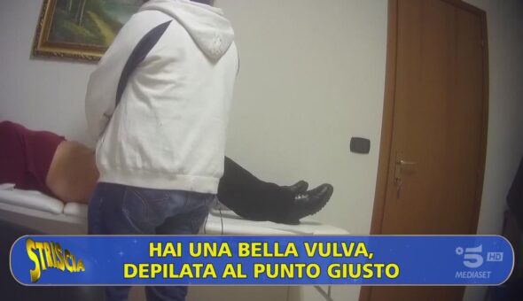 «Apri le gambe che ti curo con la mia energia»: 