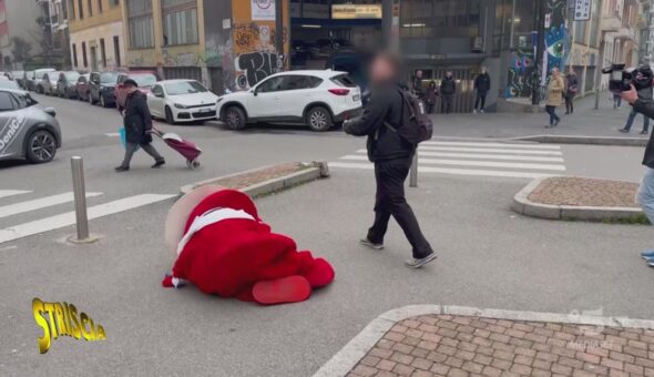 Milano, aggressione shock al Gabibbo: spintonato e buttato a terra durante un servizio