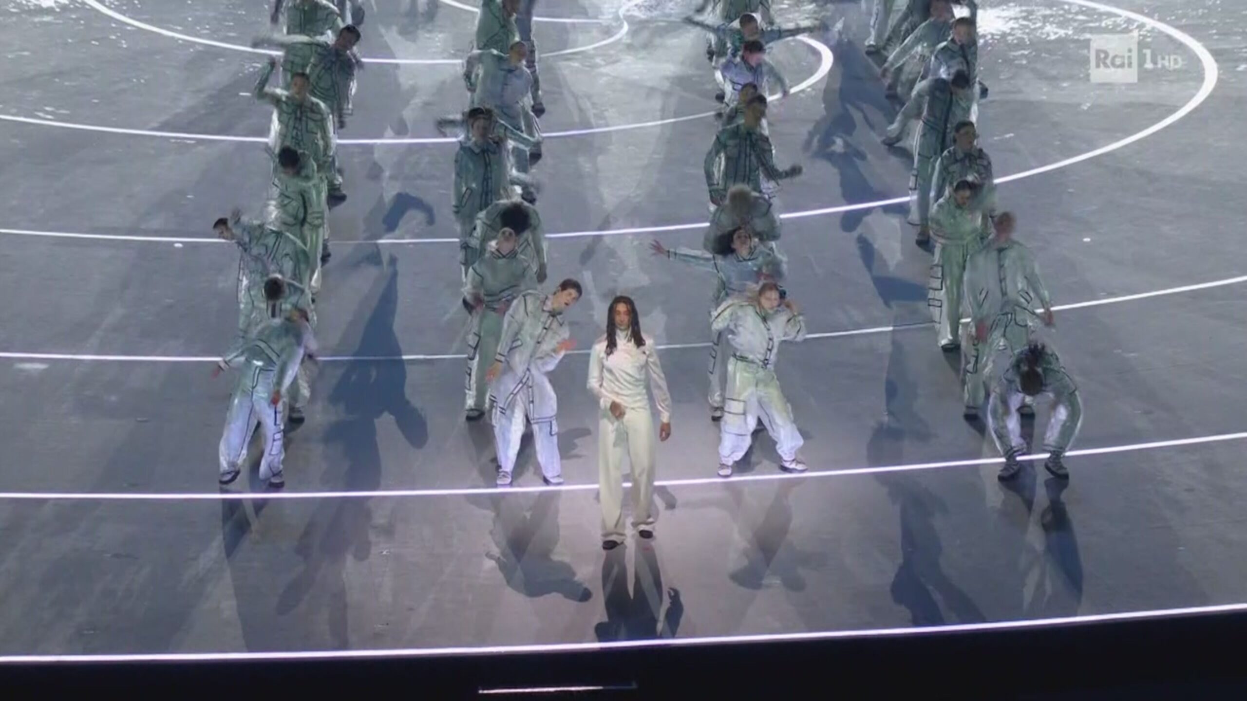 Ghali “snobbato” durante la cerimonia inaugurale delle Olimpiadi