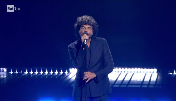 Francesco Renga a Sanremo: Striscia lo aveva “bacchettato” qualche anno fa