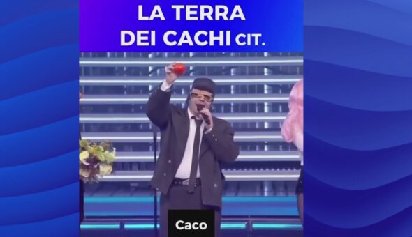 Caco sul palco. Tony Pitony l'aveva promesso in un brano. Che ne diranno Elio e le Storie Tese?