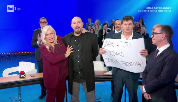 Mara Venier fulmina Teo Mammucari in diretta: «Sei un pirla!»