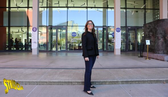 Lezione di Vittoria Ricci al Master di Giornalismo Iulm: «Striscia la notizia: dalla satira alla notizia. Il linguaggio che ha cambiato la TV»