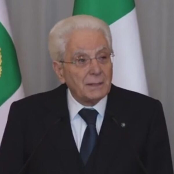 Mattarella: “Inaccettabile che la vigilanza Rai non sia in grado di lavorare”