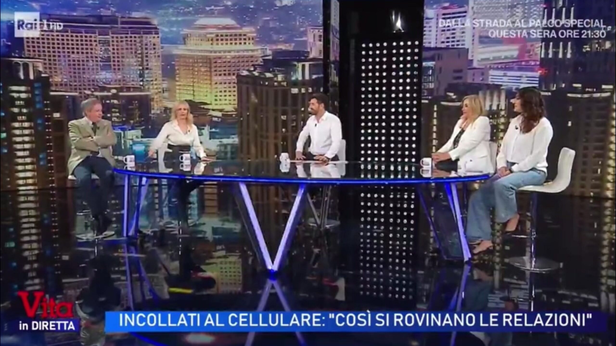 Scontro a La Vita in diretta tra Riccardo Rossi e Luisella Costamagna: “Tu rompi ogni volta e io non vengo più”