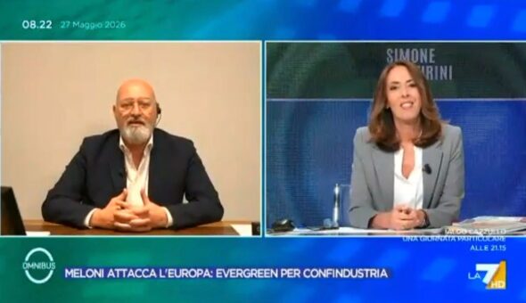 “Se lei mi lascia parlare, io rispondo. Non mi piace essere interrotto!”: Scontro infuocato tra Stefano Bonaccini e Alessandra Sardoni a “Omnibus”