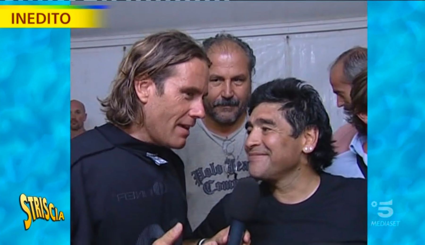 Esclusiva intervista di Diego Armando Maradona per Striscia: quando Jimmy Ghione gli baciò il piede e il calcio nelle parti basse…